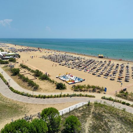 Il Tridente Hotel Bibione Exterior foto