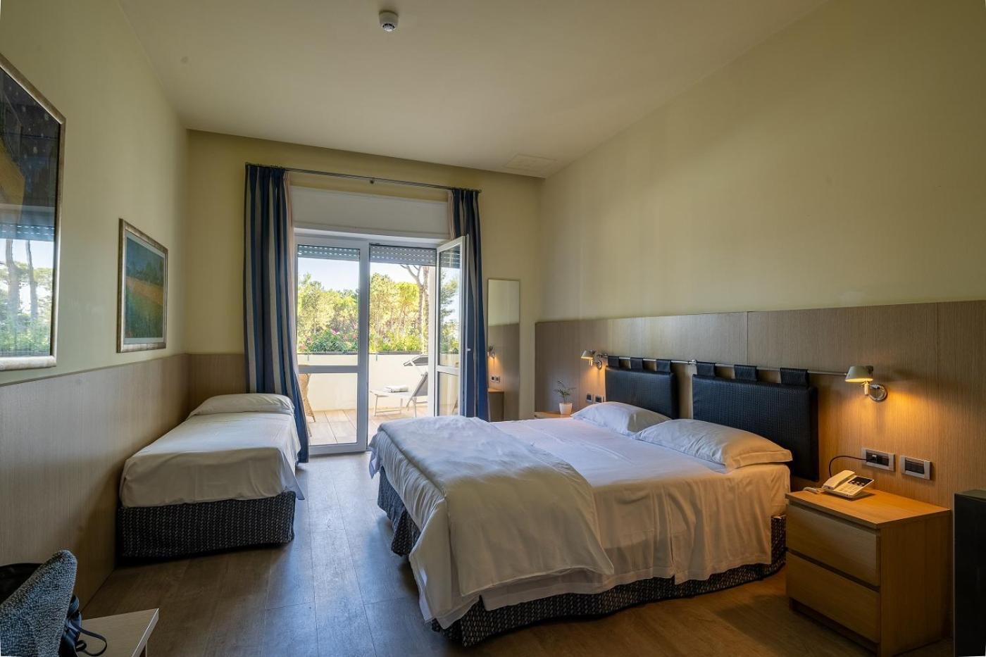 Il Tridente Hotel Bibione Exterior foto