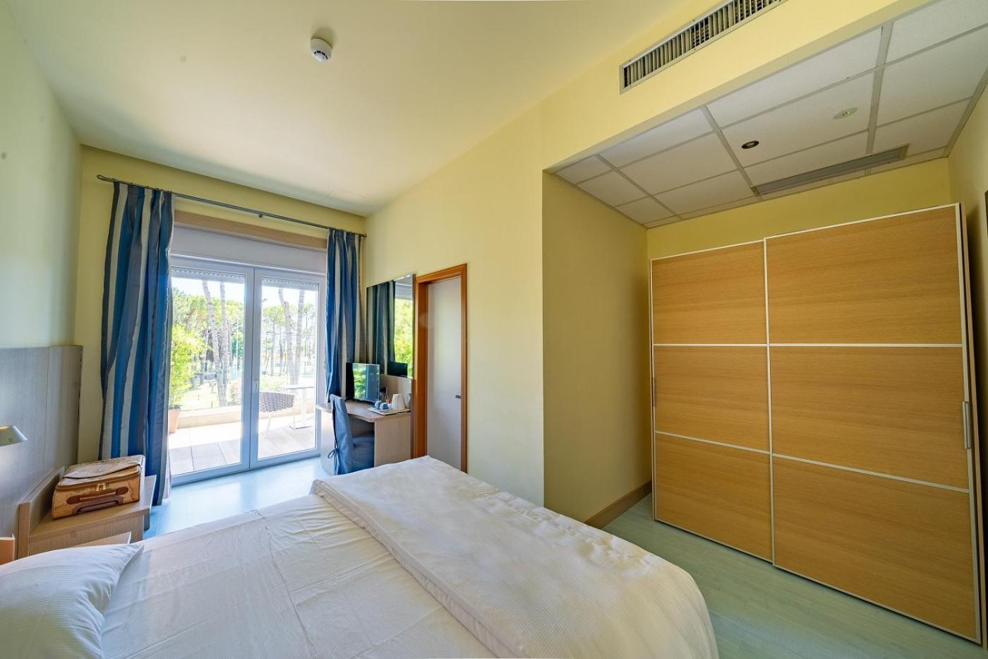 Il Tridente Hotel Bibione Exterior foto