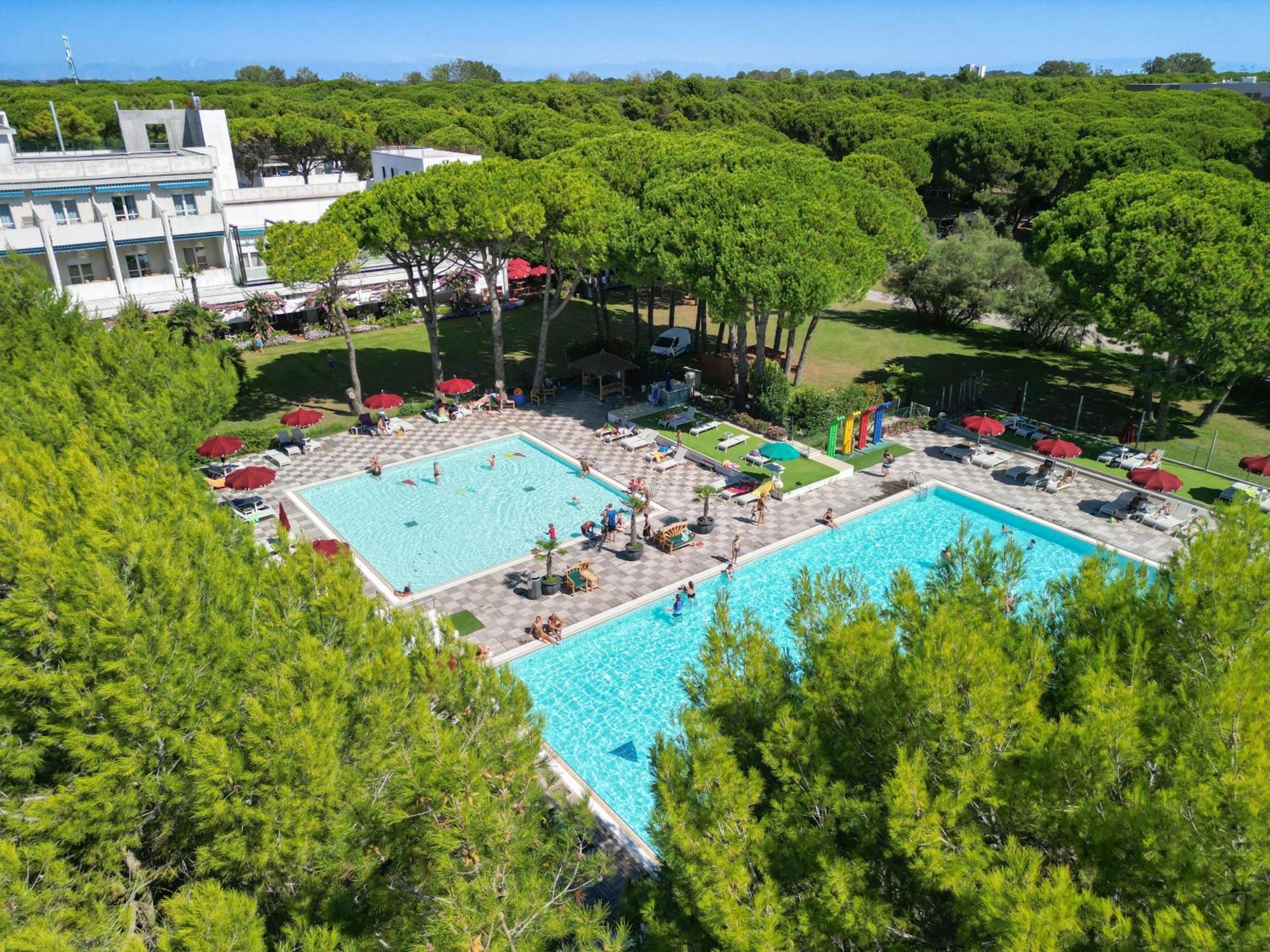 Il Tridente Hotel Bibione Exterior foto